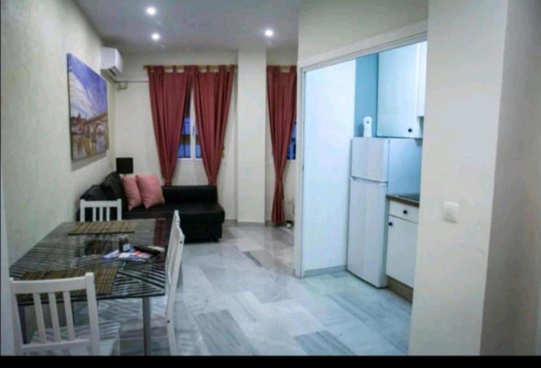 Alfalfa Suites Centro Sevilla Bagian luar foto